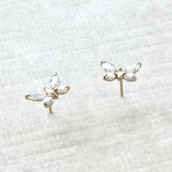 Solid 14K Yellow Gold Cz butterfly Earrings - Picture 2 of 8